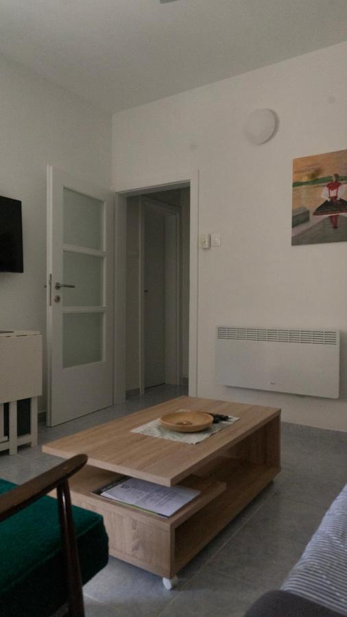 Apartmani Gaj Malinska Kültér fotó
