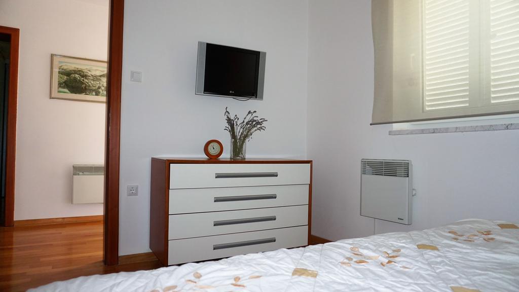Apartmani Gaj Malinska Kültér fotó