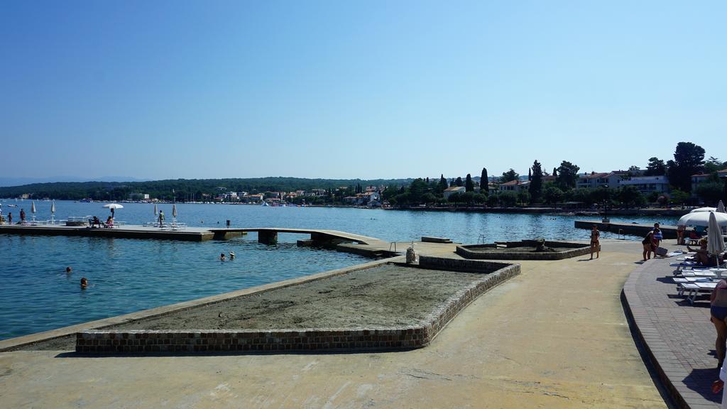 Apartmani Gaj Malinska Kültér fotó